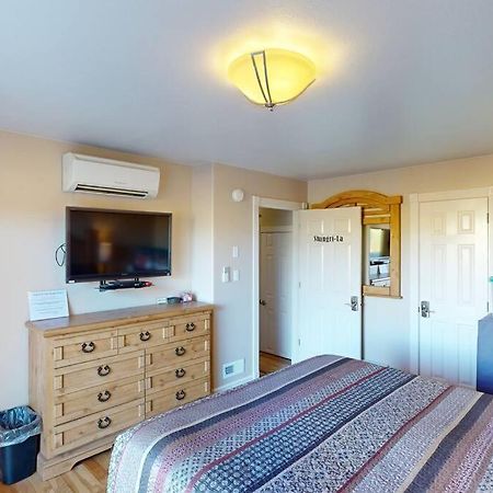 Tacit Shadow Resort Shangri-La King Suite, Gym, Coffee Bar, Hot-Tub, Free Laundry, Food Available Parowan Exterior photo